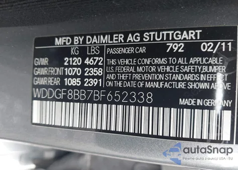 2011 Mercedes-Benz C 300 Sport 4Matic z USA, uszkodzony, nr VIN WDDGF8BB7BF652338